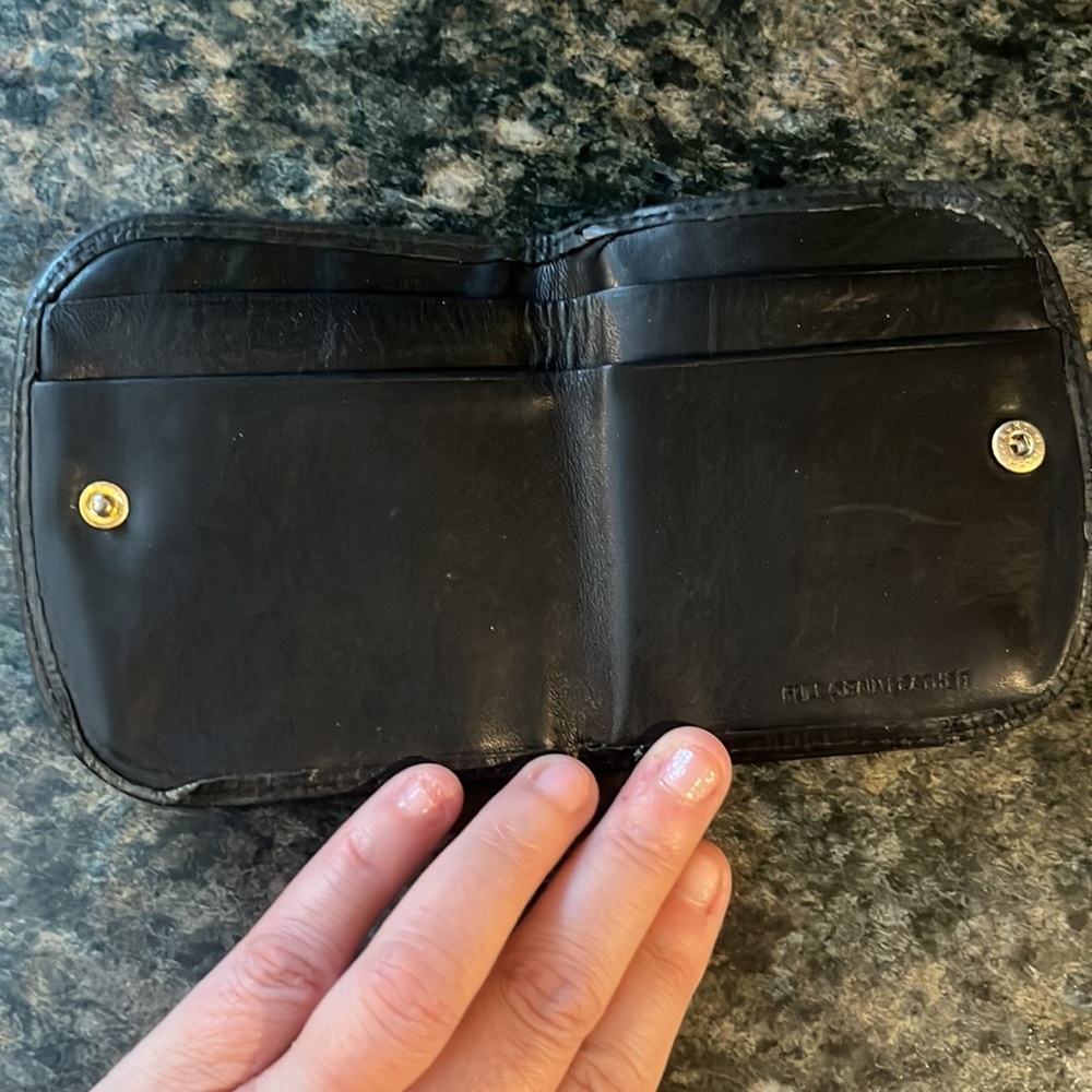 Small Leather Wallet - Picture 7 of 12